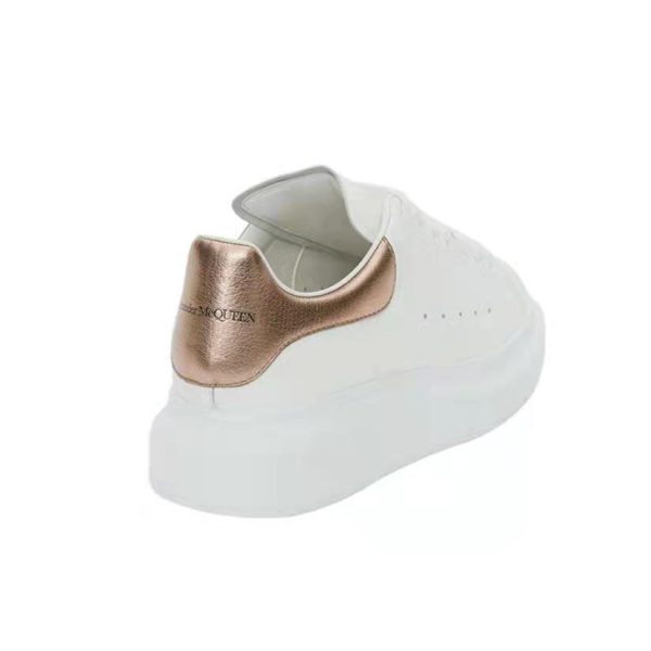 Alexander McQueen 厚底牛皮板鞋534278WHGP5 白金：圖片 3