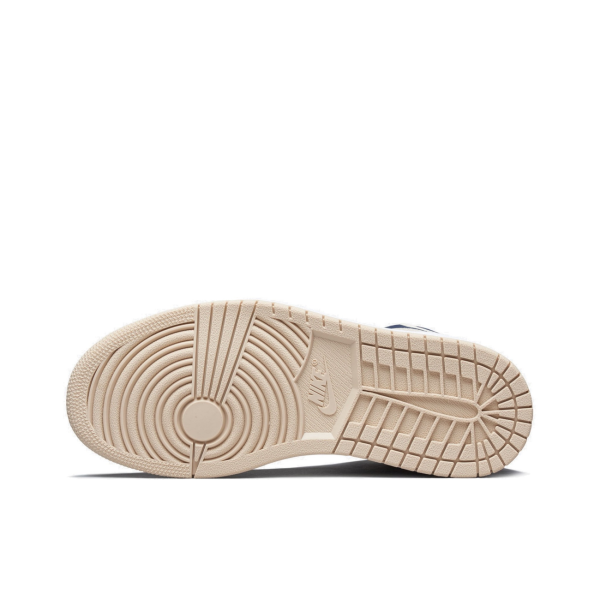 Air Jordan 1 Retro Premium Midnight Navy Light Cream 午夜藍女款：圖片 3