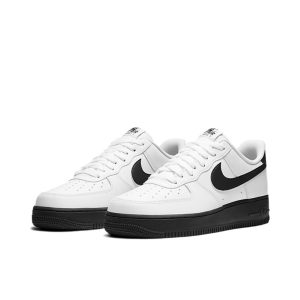 Nike Air Force 1 白黑