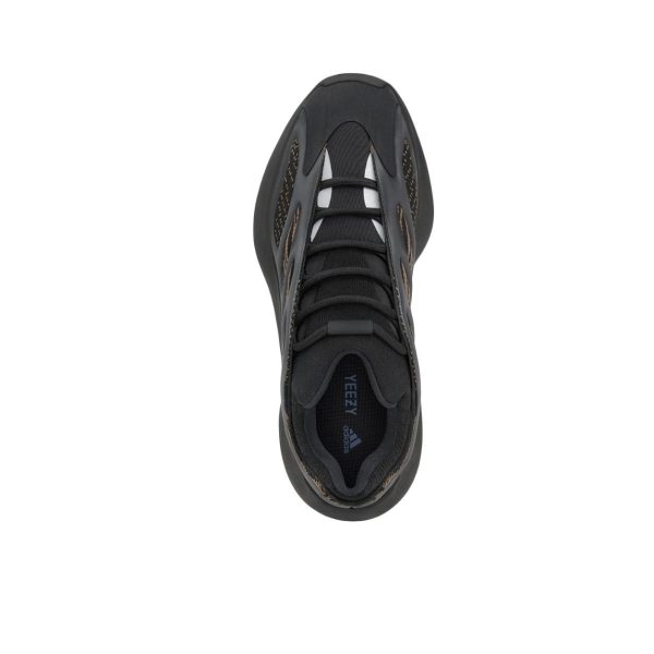 Adidas Originals Yeezy Boost 700 V3 黑銅：圖片 2