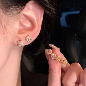超閃造型鋯石耳環女輕奢小眾設計感精緻方糖耳環全新獨特耳飾