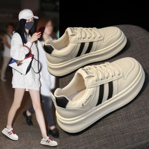 小白鞋女款2025新款爆款春秋季ins厚底增高學生百搭運動休閒板鞋