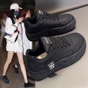 厚底麵包鞋女款2025春季新款百搭增高鞋子休閒運動板鞋黑色老爹鞋