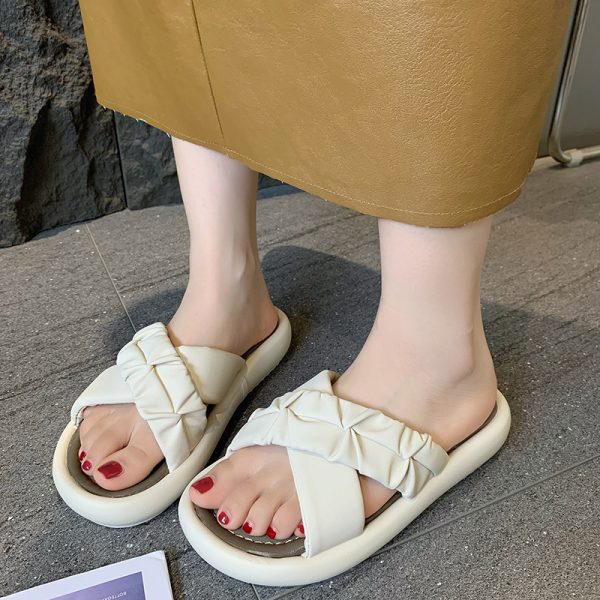 拖鞋女夏季外穿2025年新時尚百搭厚底鬆糕涼拖網紅超火沙灘一字拖：圖片 3