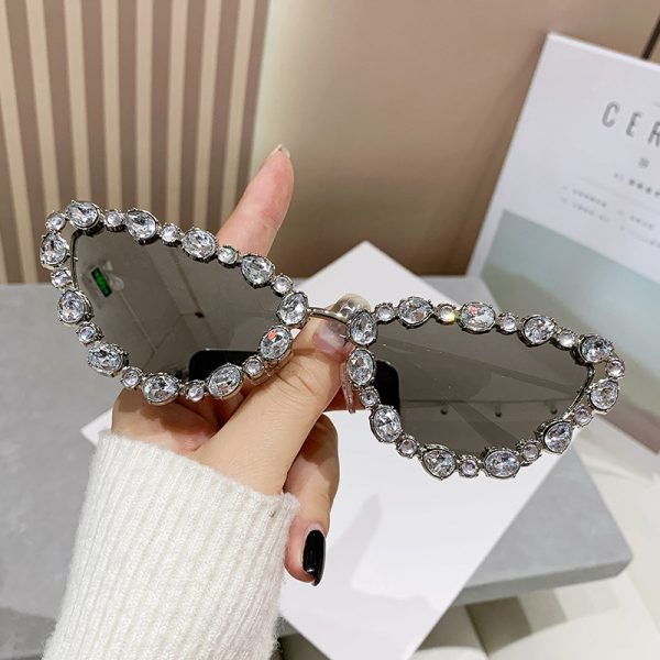 全新時尚金屬鑲鑽貓眼太陽眼鏡女歐美眼鏡個性網紅ins貓眼墨鏡：圖片 2