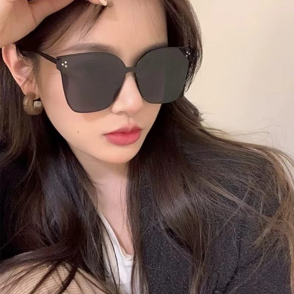 全新時尚大框防紫外線太陽眼鏡金屬貓眼墨鏡女高級感網紅太陽眼鏡
