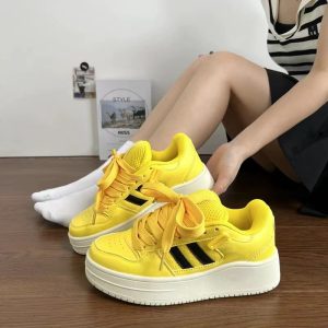 厚底增高麵包鞋女ins潮2025春季新款小眾百搭學生休閒運動板鞋子