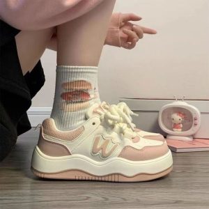 厚底增高小白鞋女ins潮2025新款春季百搭學生小眾休閒運動板鞋子