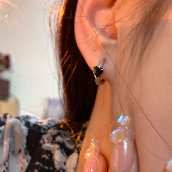 暗黑愛心耳環女s925銀耳環小眾設計感高級氣質冷淡風耳圈耳環時尚：圖片 3