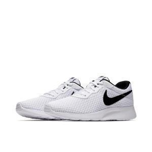 Nike Tanjun 白黑