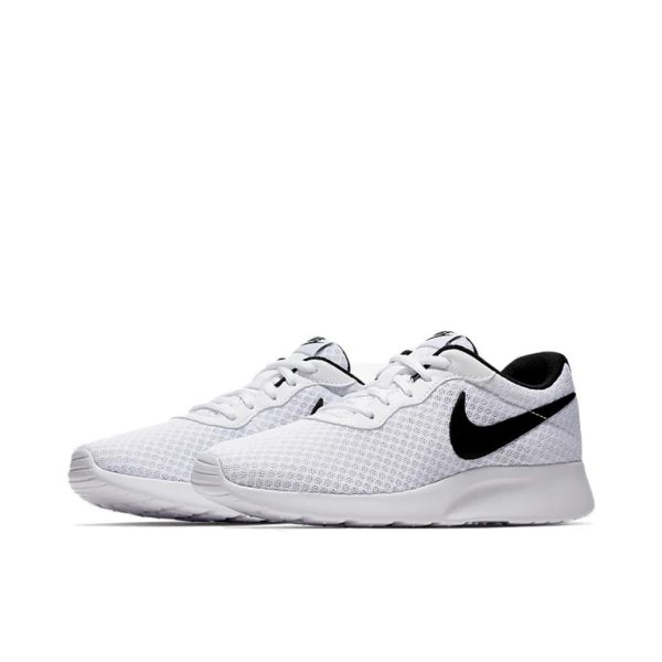 Nike Tanjun 白黑