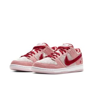Strangelove x Nike SB Dunk Low Pro QS 情人節限定男女同款